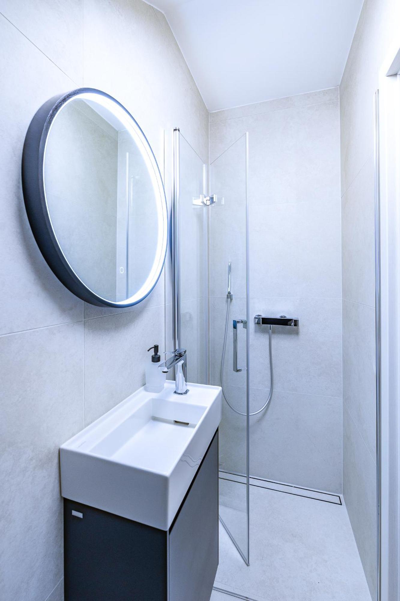 Isolana Apartment 伊佐拉 外观 照片