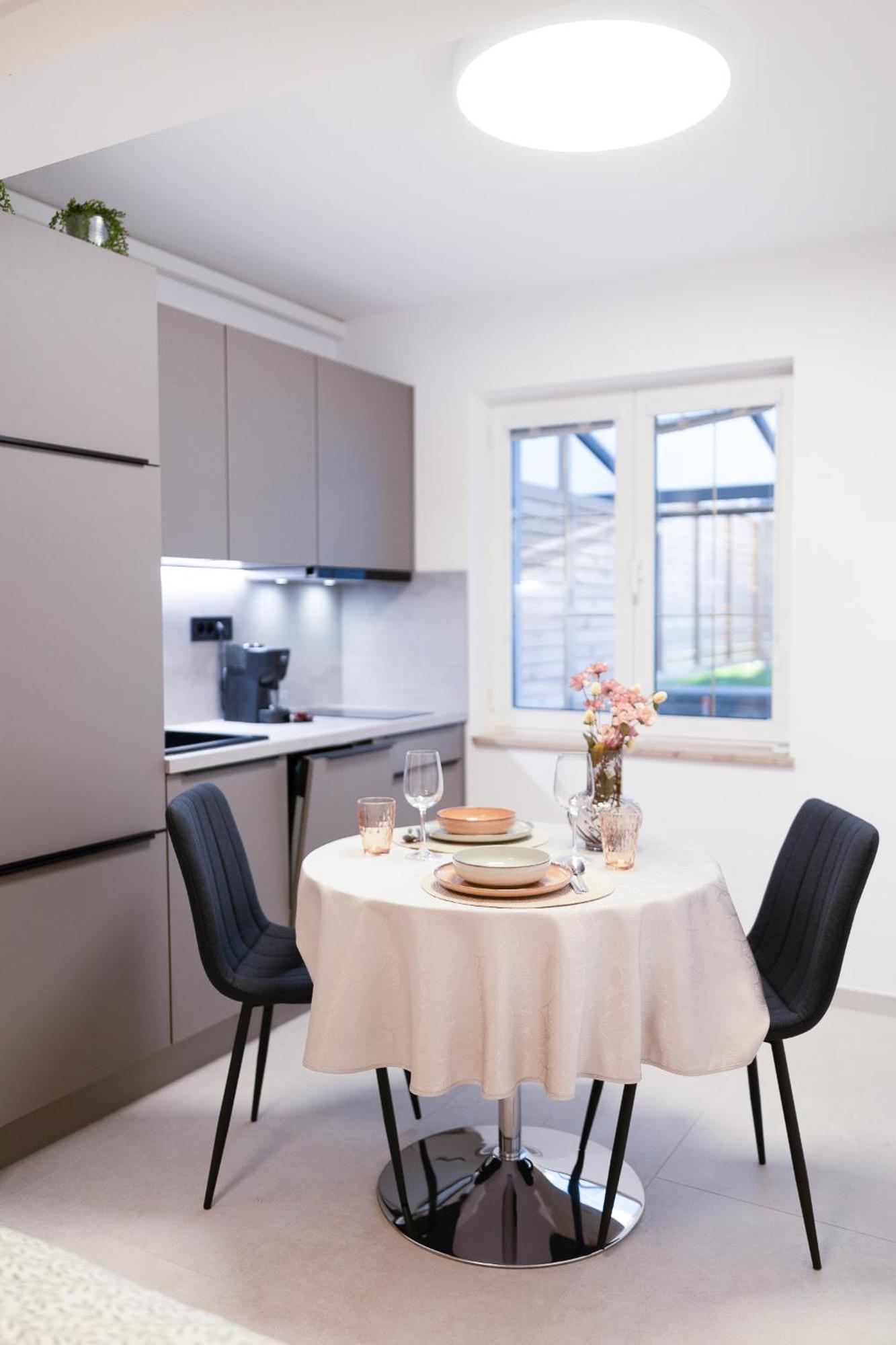 Isolana Apartment 伊佐拉 外观 照片